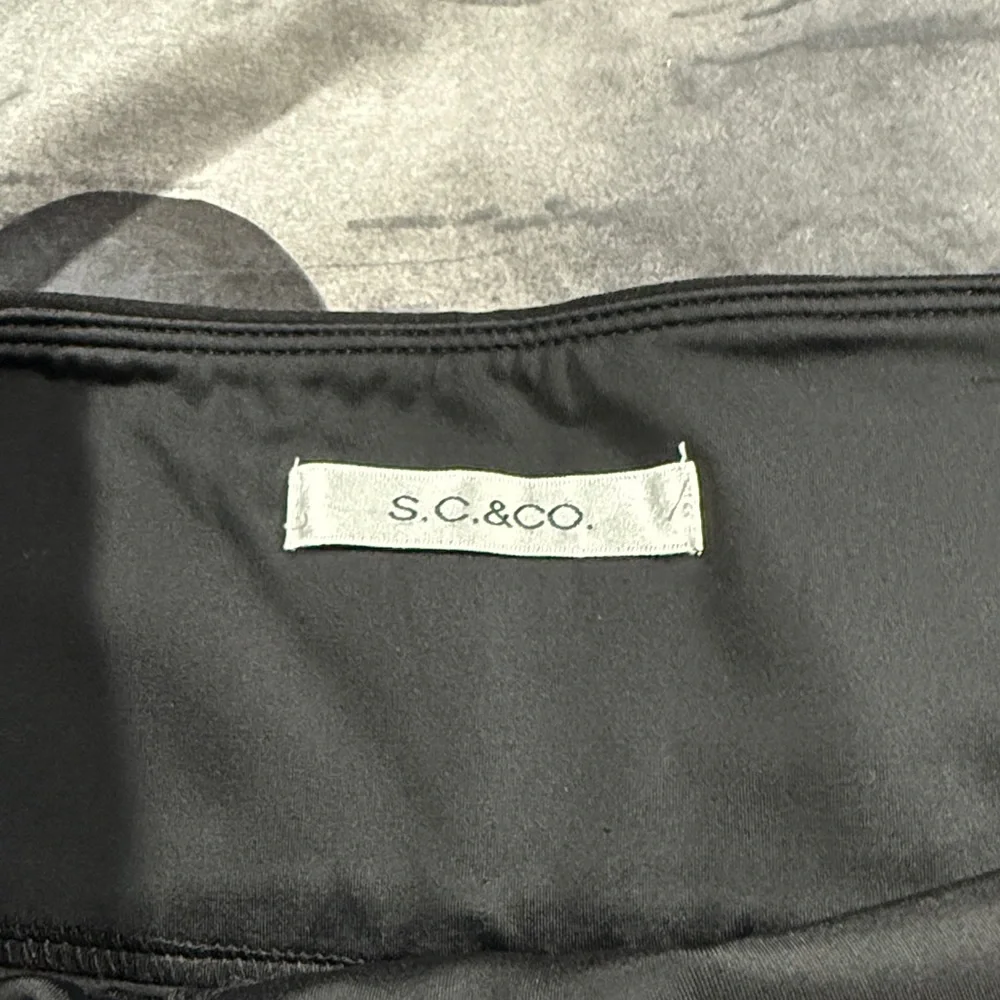 S.C. & Co. 🖤please see